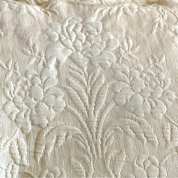 Vtg Spiegel’s scalloped standard ivory sham - Picture 3 of 13